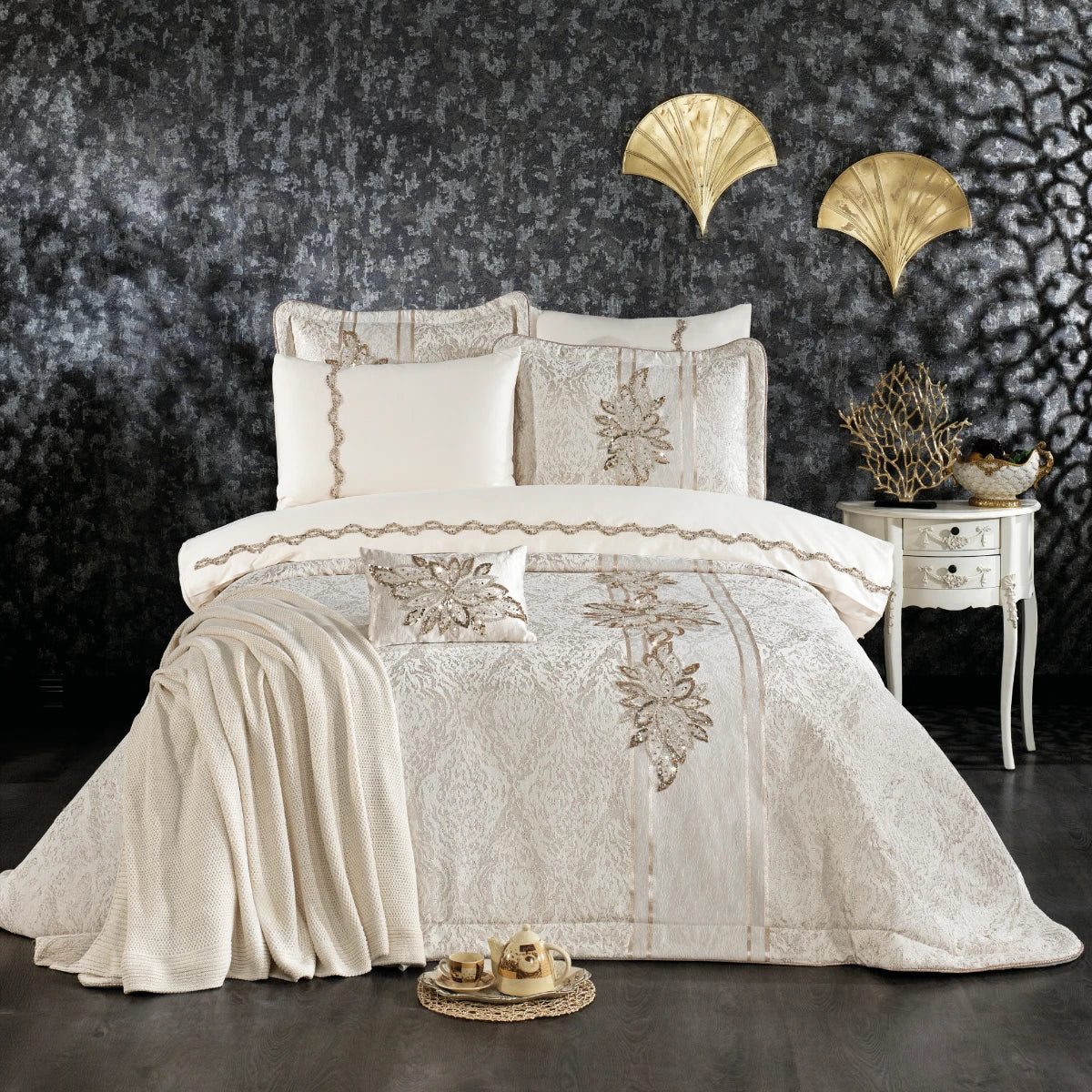 Zarafet – 9-teiliges Bettwäsche- & Tagesdecken-Set – Tropik Home