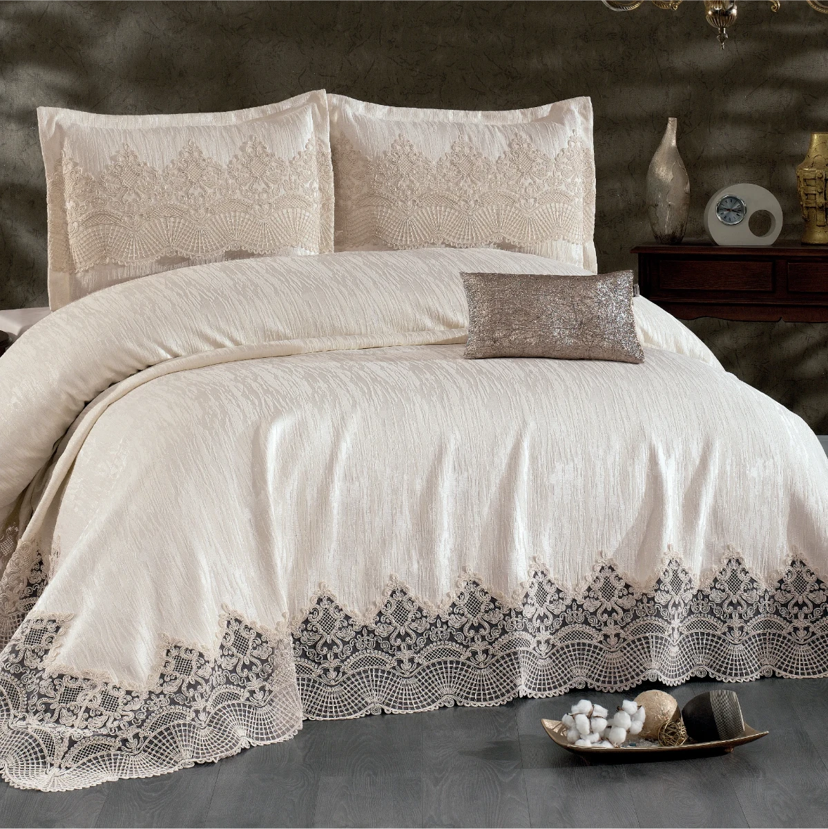 Amanda Bed Cover 4 Stücke