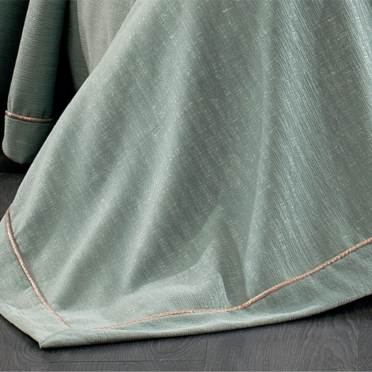 4 Stück 100% Chenille Bettdecke im Haus