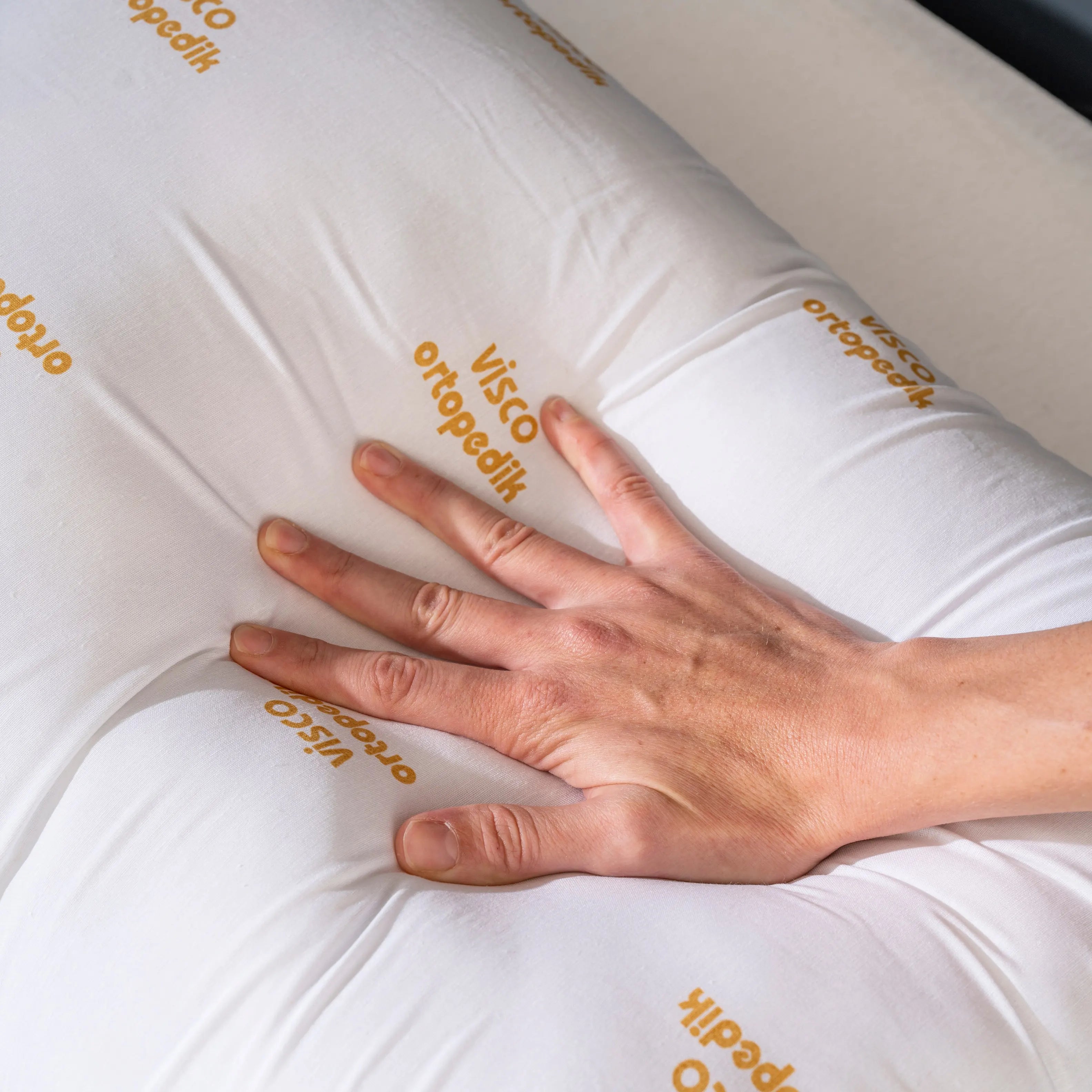 Orthopädisches Memory Foam Kissen - Nachhaltig & Atmungsaktiv