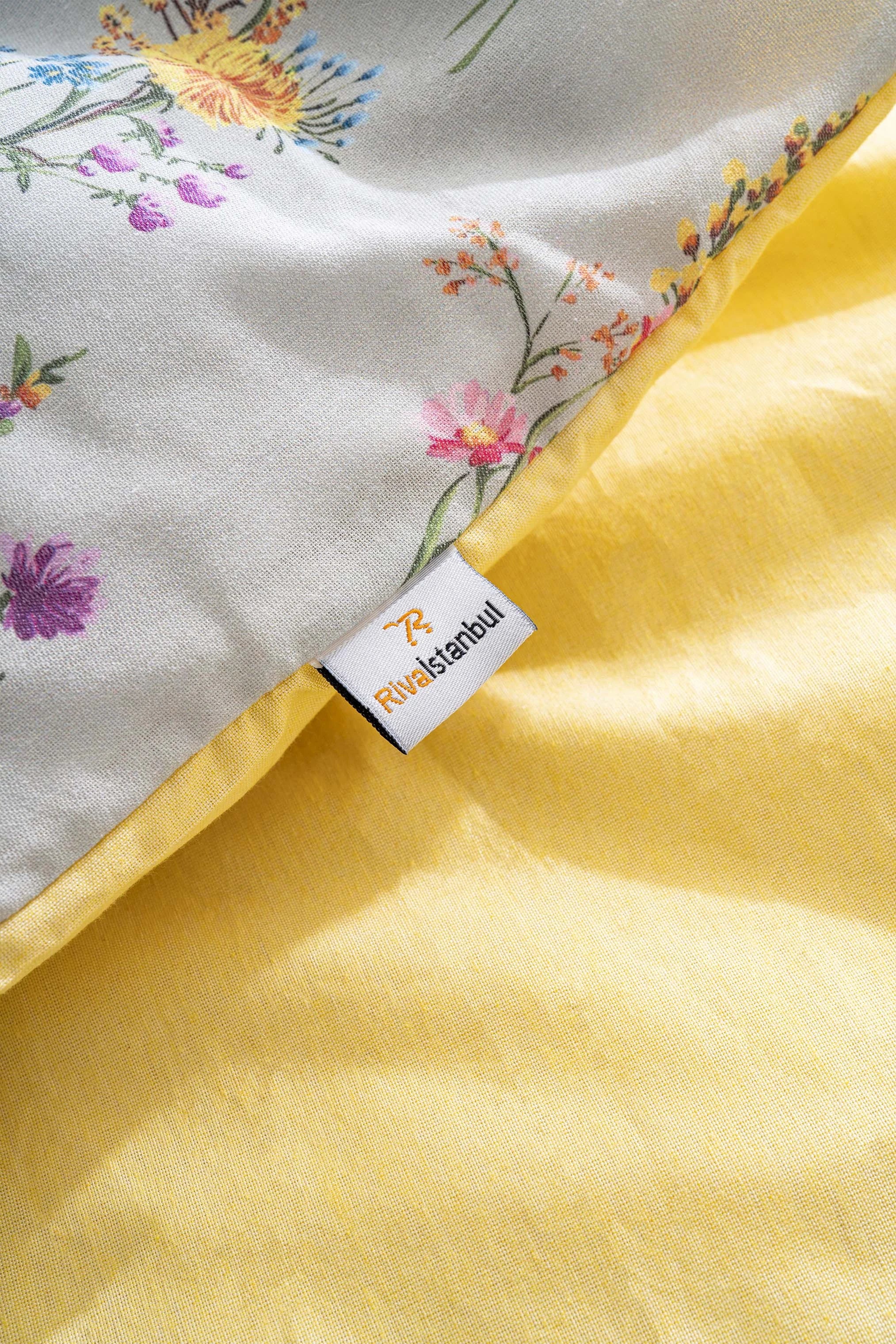 Bougainvillea Bedding Set - Polycotton - 200x215 cm